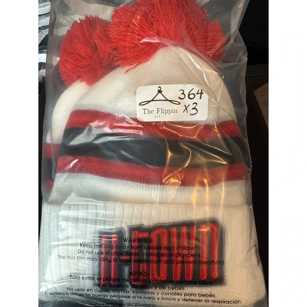 New Era NBA H-Town Youth Knit Pom Beanie Hat‎ White Red Black